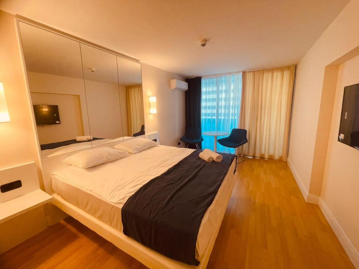 Orbi City Hub Apartments Batum Dış mekan fotoğraf