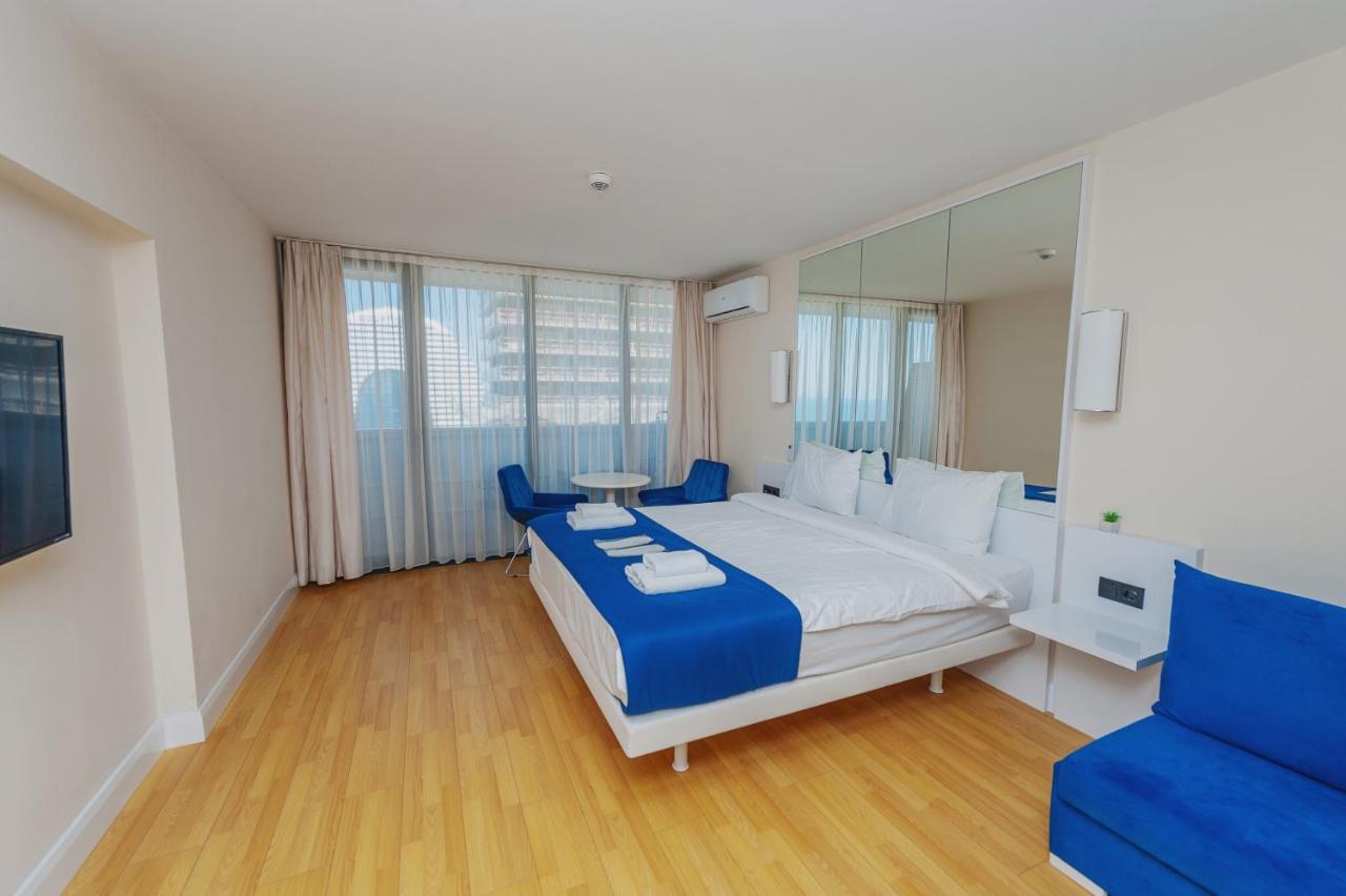 Orbi City Hub Apartments Batum Dış mekan fotoğraf